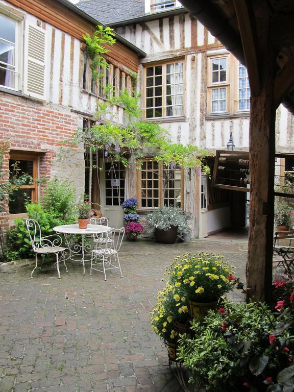 Chambres D'Hotes A L'Ecole Buissonniere 옹플뢰르 외부 사진